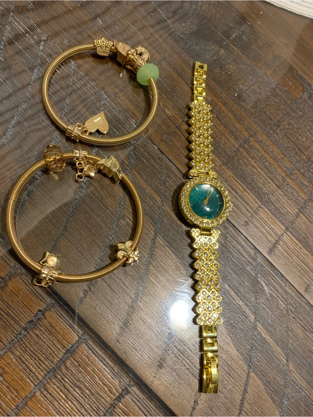 Gold-tone Women's Bracelet Watch with Green Dial